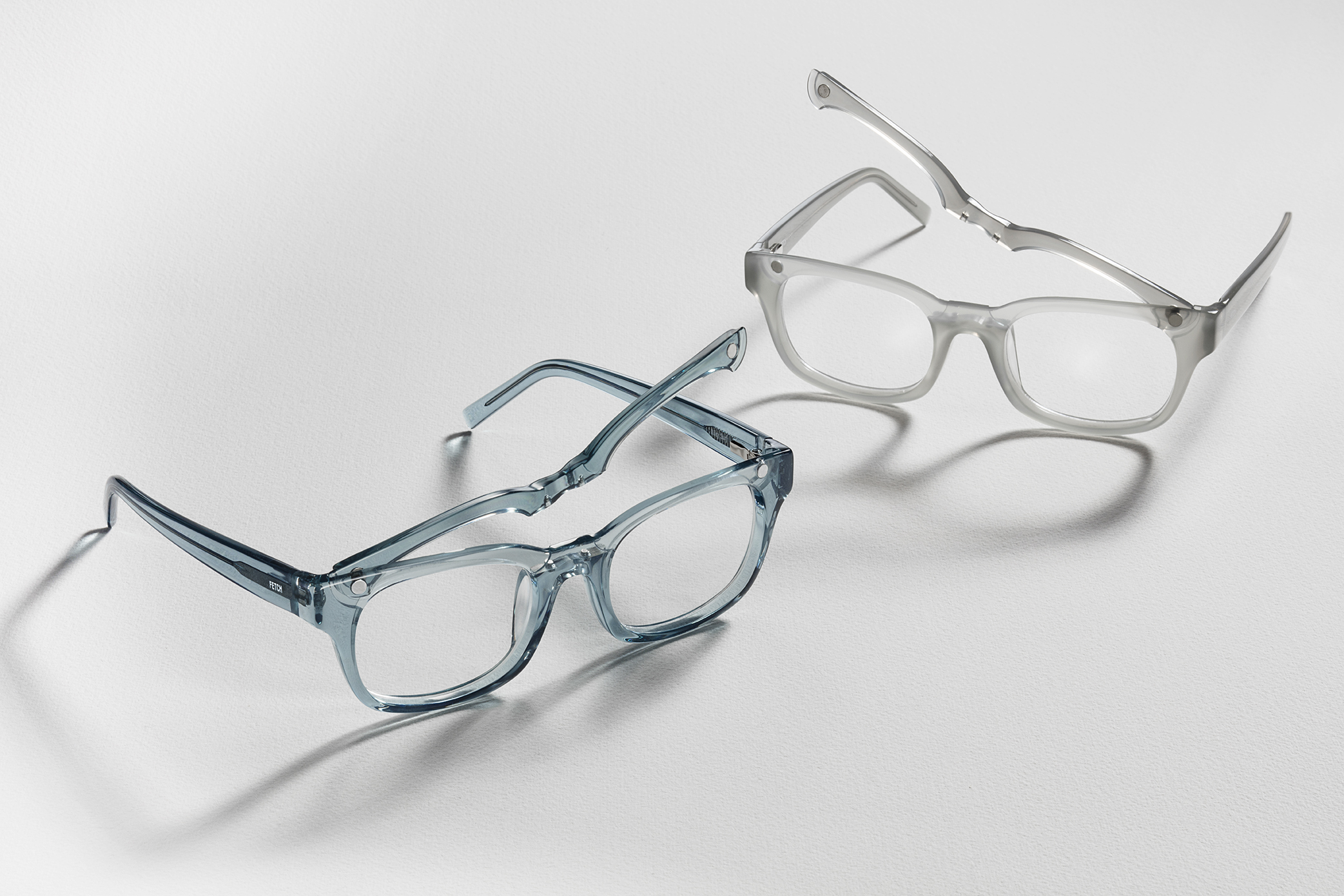 INTERCHANGABLE + TRACKABLE FRAMES
