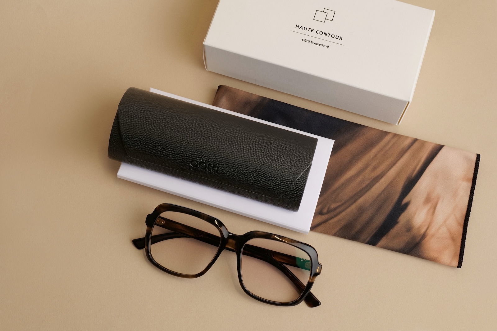 STATEMENT-MAKING PRESENCE